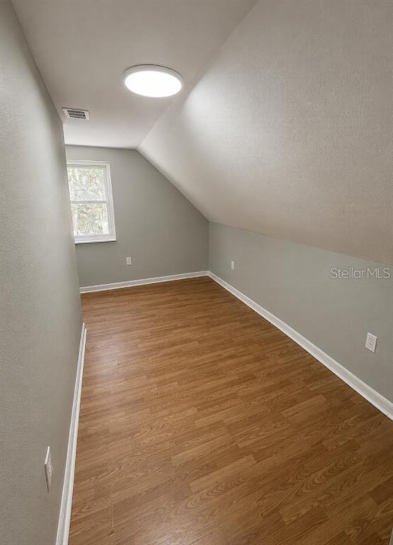Foto del edificio - 837 Lafayette Ln