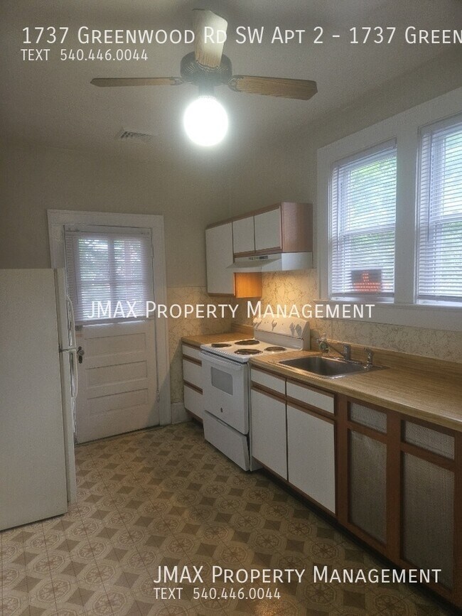 Foto del edificio - 1737 Greenwood Rd SW