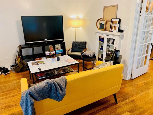 Foto del edificio - 809 E 30th St