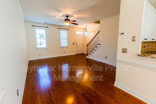 Building Photo - 5623 Fetzer Ave NW