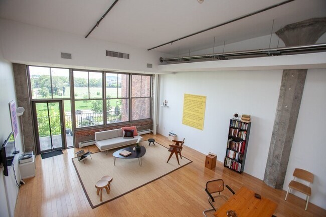 Foto del edificio - 156 Porter St