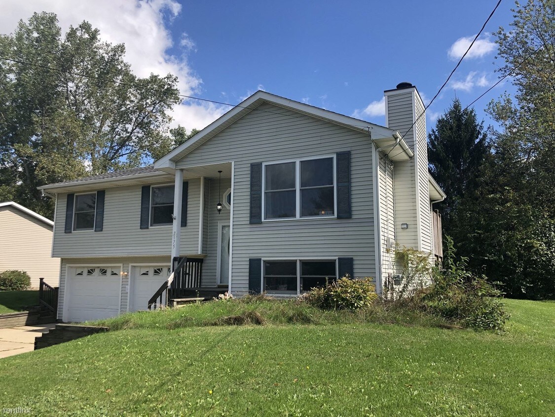 Primary Photo - 3 br, 2 bath House - 7175 Nottingham Dr