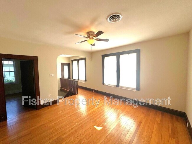 Building Photo - 3319 North Avenue