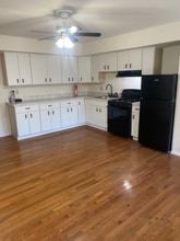 Building Photo - 9309 James St