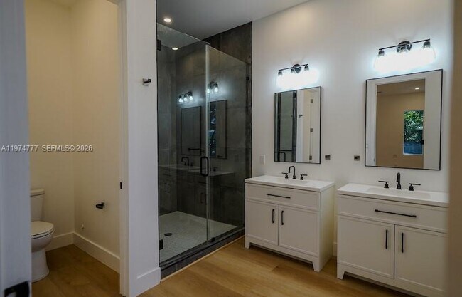 Foto del edificio - 112 NW 24th Ct