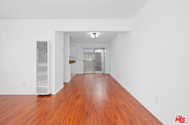 Foto del edificio - 2109 S Marvin Ave