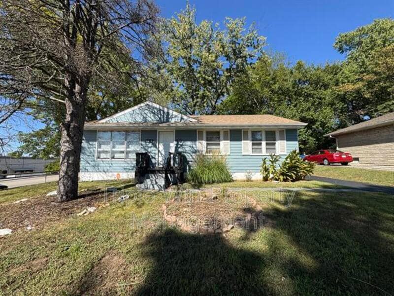 Primary Photo - 8629 Elwyn Dr