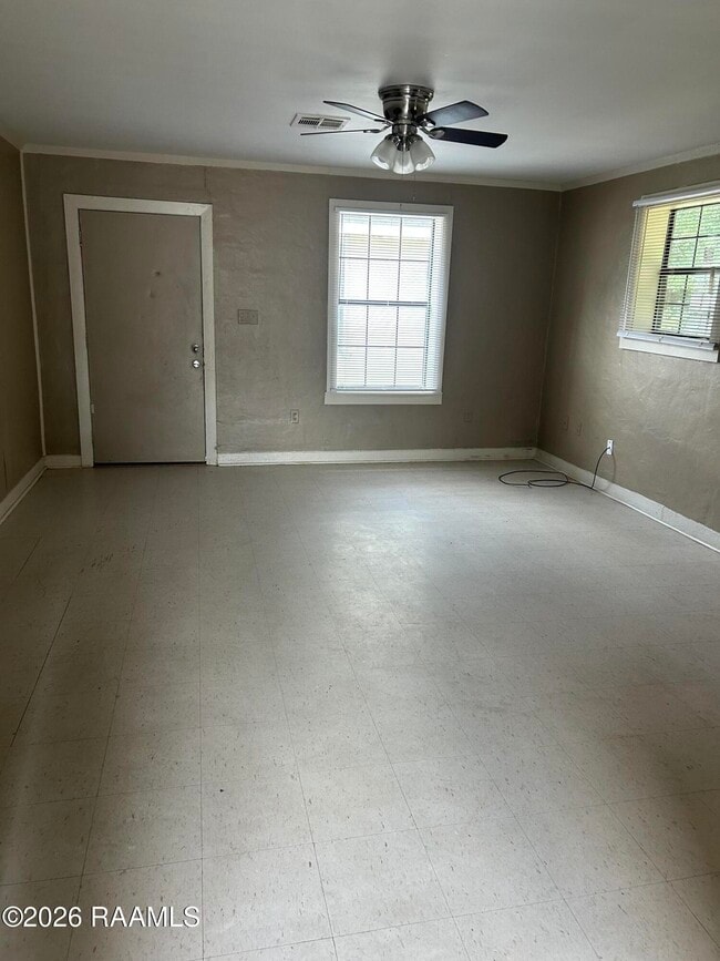 Building Photo - 240 Sawmill Dr