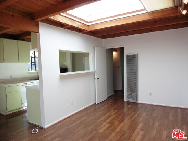 Foto del edificio - 2066 N Alta Vista Ave