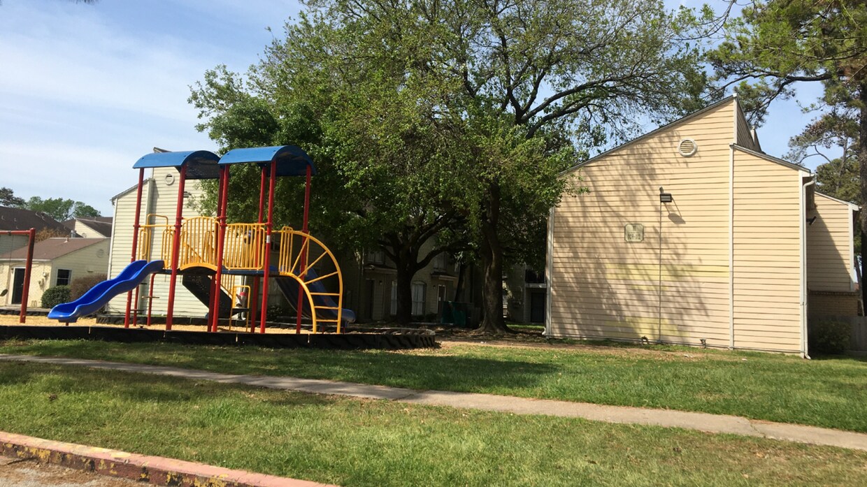 Photo - 6200 W Tidwell Rd (Houston, TX)