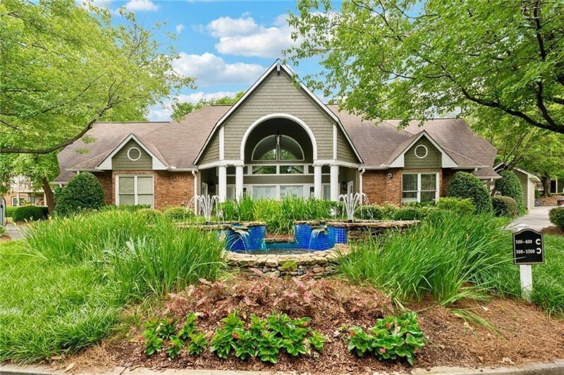 Foto principal - 539 McGill Park Ave NE