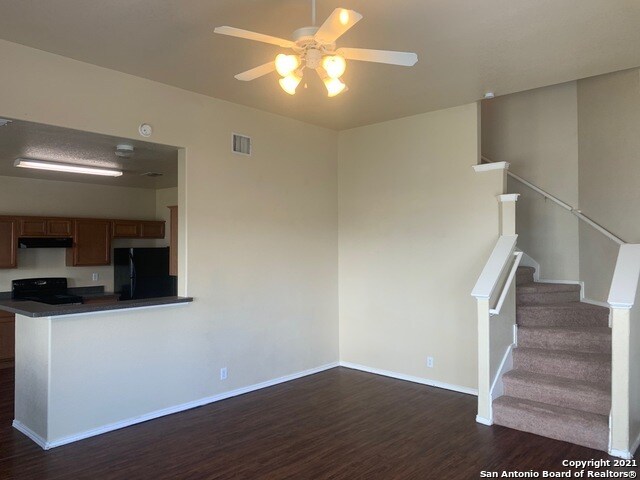 Building Photo - 1119 Moon Light