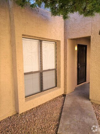 Building Photo - 3131 W Cochise Dr