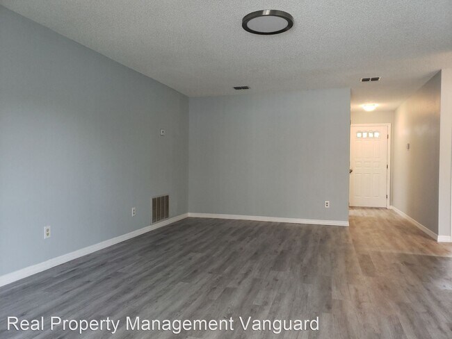 Building Photo - 3 br, 2 bath House - 2306 Mace St