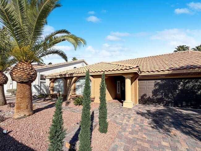 Foto del edificio - Designer Delight in Green Valley