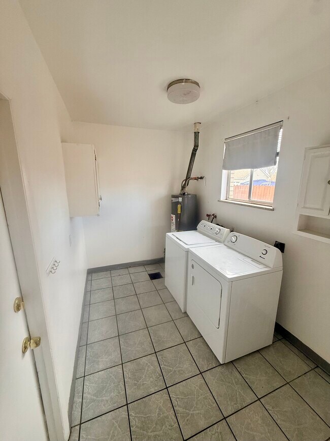 Lavadero - 5370 King Ct