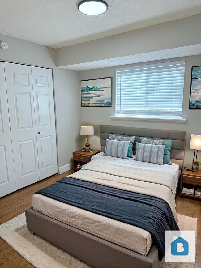 Foto del edificio - Creekside Views in this Stunning 2 Bedroom!