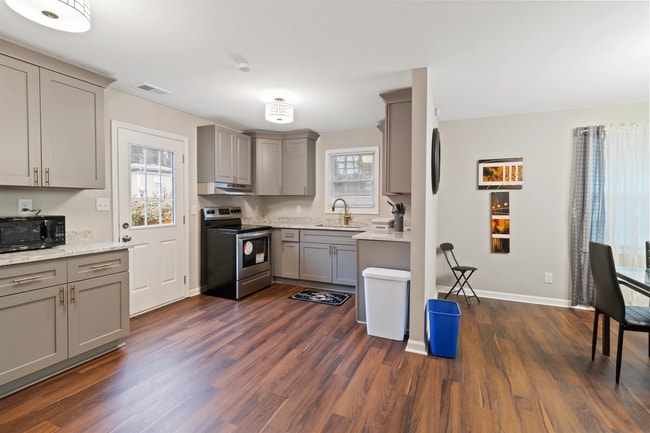 Building Photo - Affordable Co-Living in Atlanta's Upper We...
