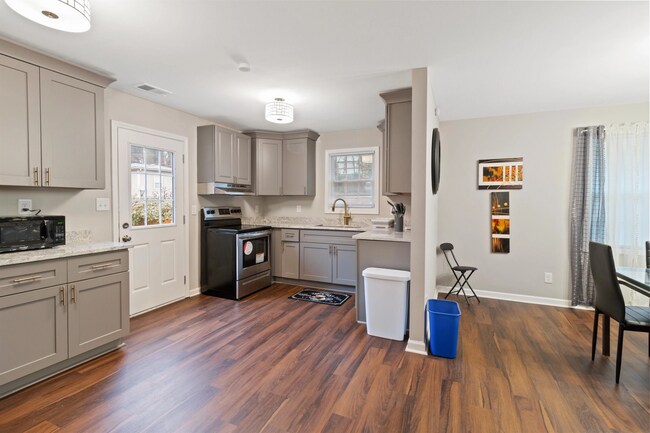 Foto del edificio - Affordable Co-Living in Atlanta's Upper We...