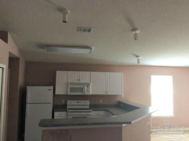 Foto del edificio - 338 Mizzen Ln