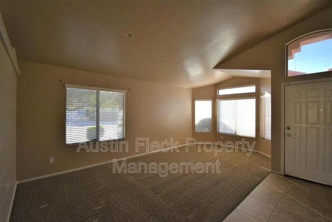 Building Photo - 4900 W Harrison St