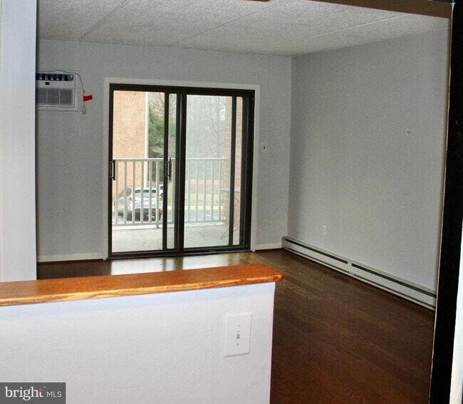Building Photo - 500 Campbell Cir