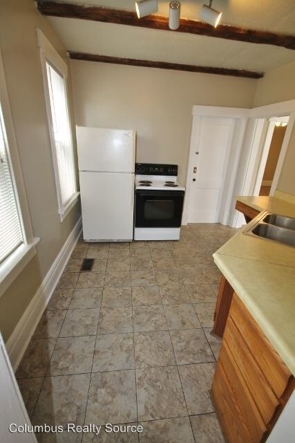 Building Photo - 2542 Glen Echo Dr