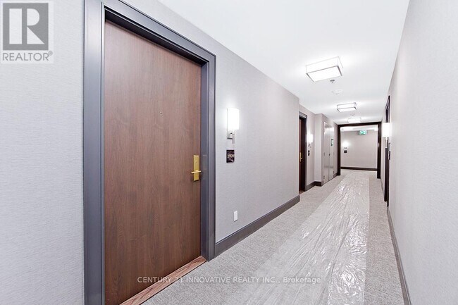 Building Photo - 268 Buchanan Dr