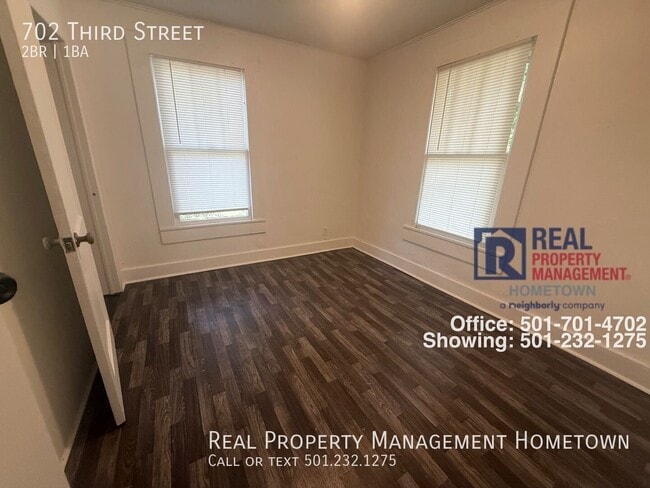 Building Photo - 702 Third Street-