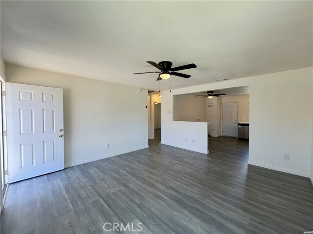 Foto del edificio - 5223 W Wilson St