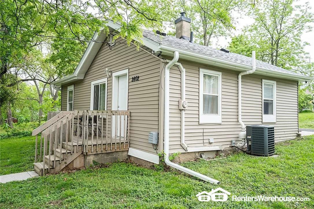 Foto principal - 2802 SE 8th St