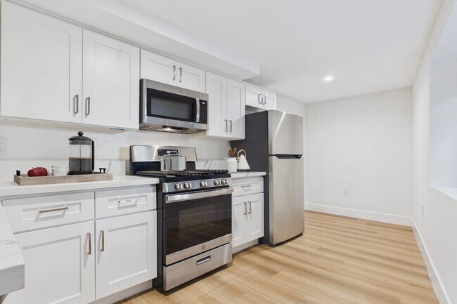 Foto del edificio - Natick Park South