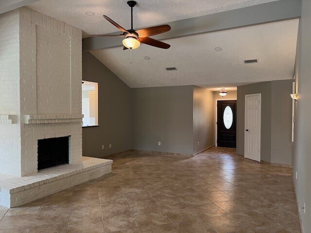 Foto del edificio - 19315 Ruble Dr