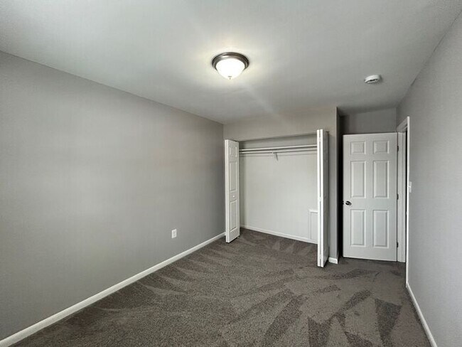 Foto del edificio - New 3 bedroom home in Middle River.