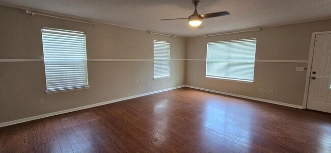 Building Photo - 5401 NW 63rd Pl
