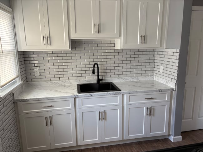 Foto del edificio - 136 Kenview Ave