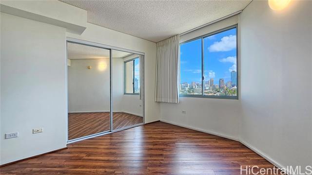 Building Photo - 1314 Kalakaua Ave