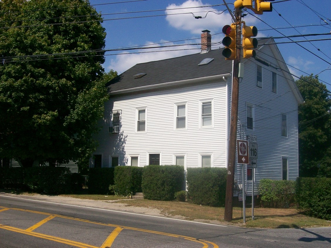 Foto principal - 1537 Mendon Rd