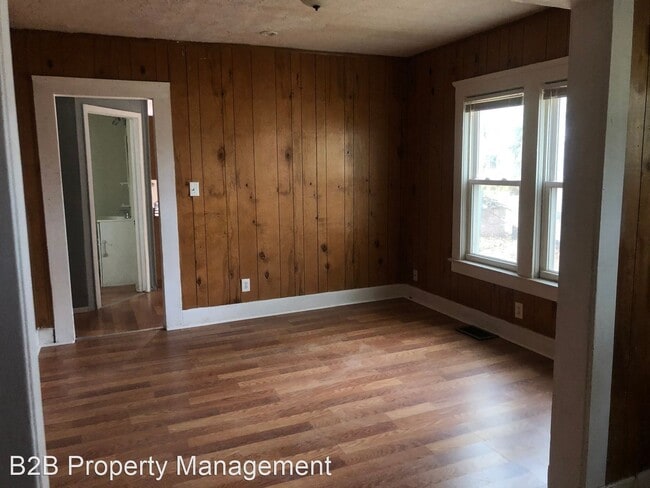 Building Photo - 3 br, 2 bath House - 640 E. 125th St.