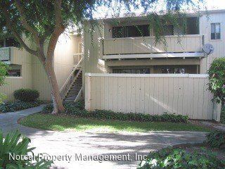 Building Photo - 2 br, 1.5 bath House - 3013 Kaiser Dr #B