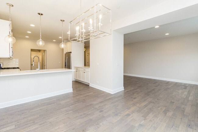 Building Photo - 10723 Clock Tower Dr