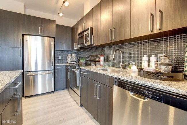 Foto del edificio - 2032 W 25th St
