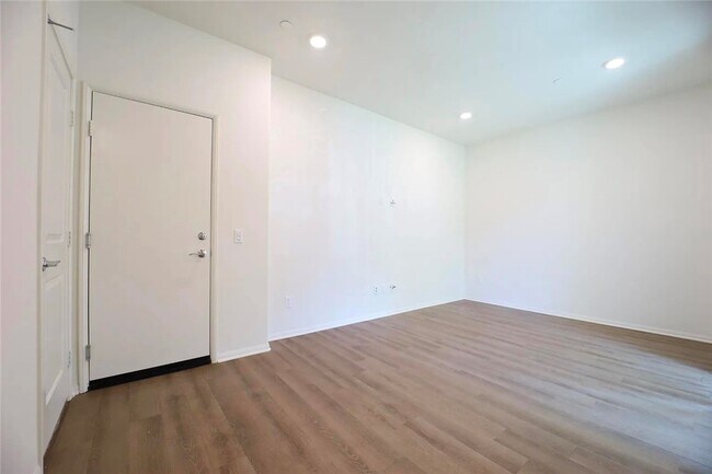 Building Photo - 7459 Palazzo Pl