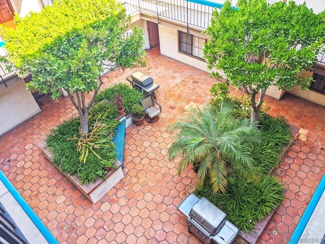 Foto del edificio - 2560 C St