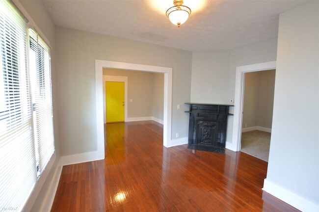 Foto del edificio - 3 br, 1 bath House - 3 Bedroom Near Butler
