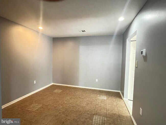 Foto del edificio - 7233 Mill Creek Ct