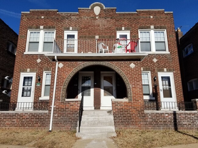 Building Photo - 5055 Chippewa St