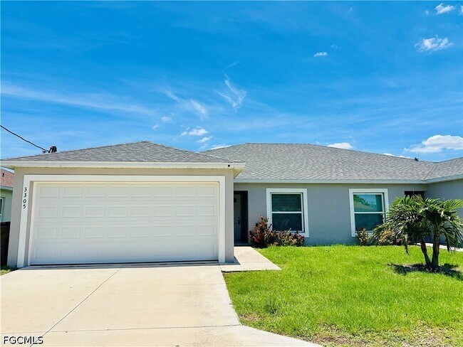 Building Photo - 3305 SW 15th Pl