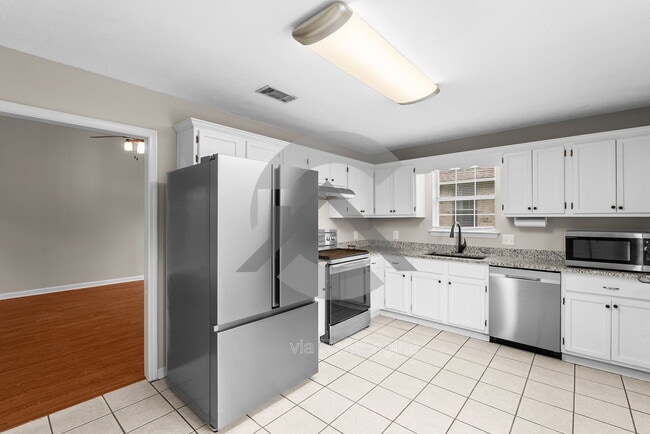 Building Photo - 3970 Gabrial Dr