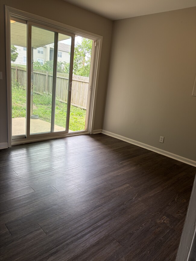 Kitchen leads into yard - 3122 Brickdale Ln